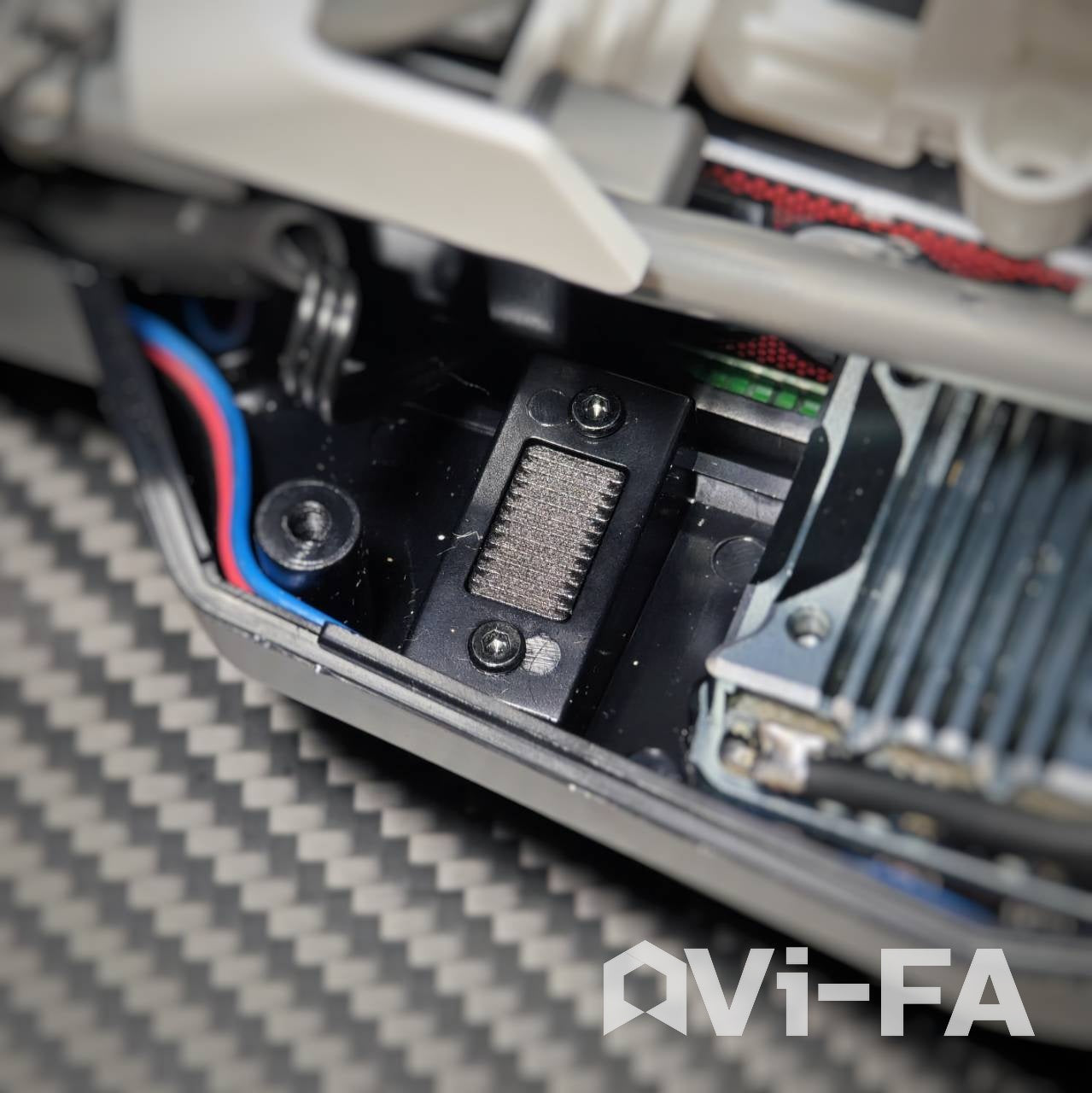 スイッチホールカバー （TAMIYA DT-04専用）